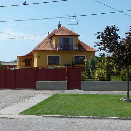 Apartamento Privat U Jozefa Foeldesa Veľký Meder Exterior foto