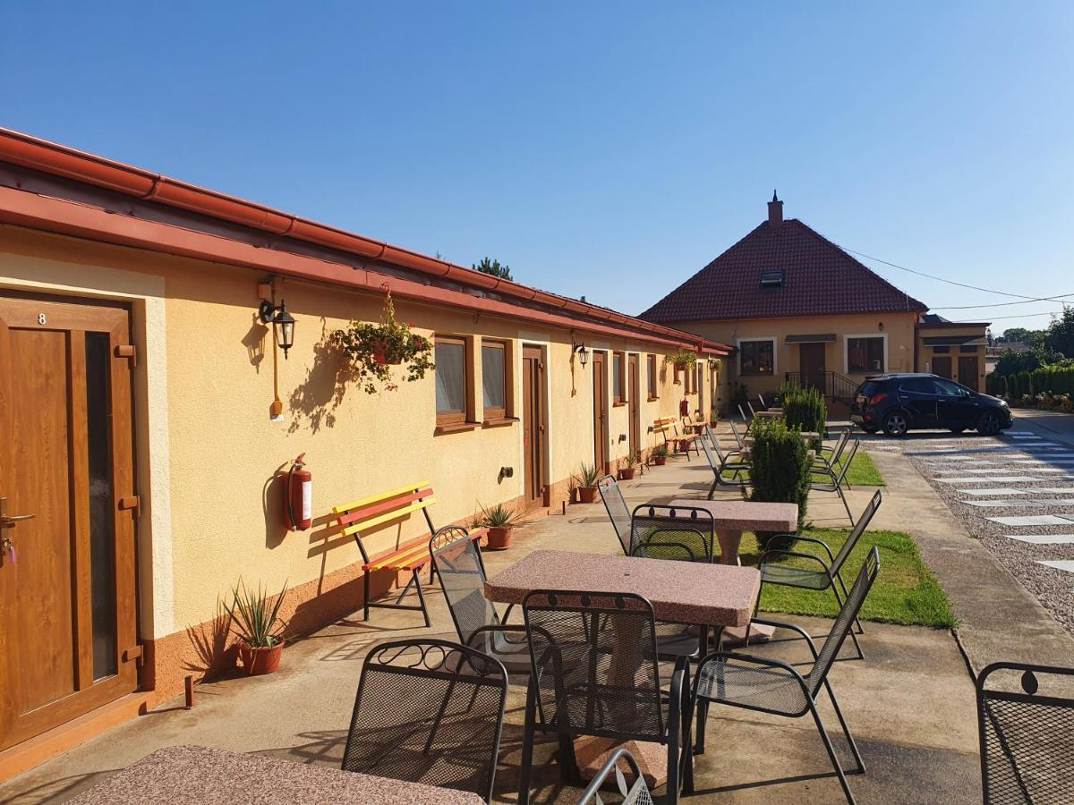 Apartamento Privat U Jozefa Foeldesa Veľký Meder Exterior foto