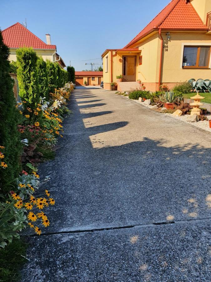 Apartamento Privat U Jozefa Foeldesa Veľký Meder Exterior foto