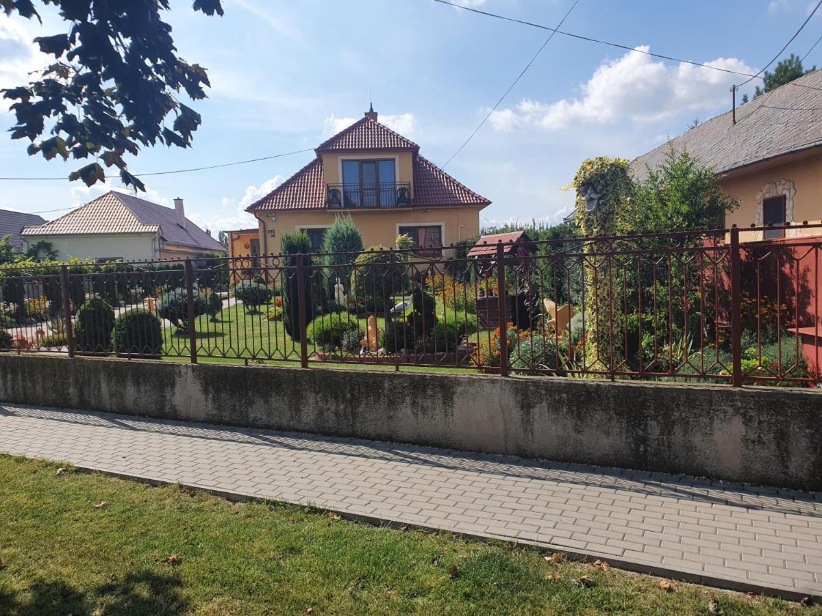 Apartamento Privat U Jozefa Foeldesa Veľký Meder Exterior foto