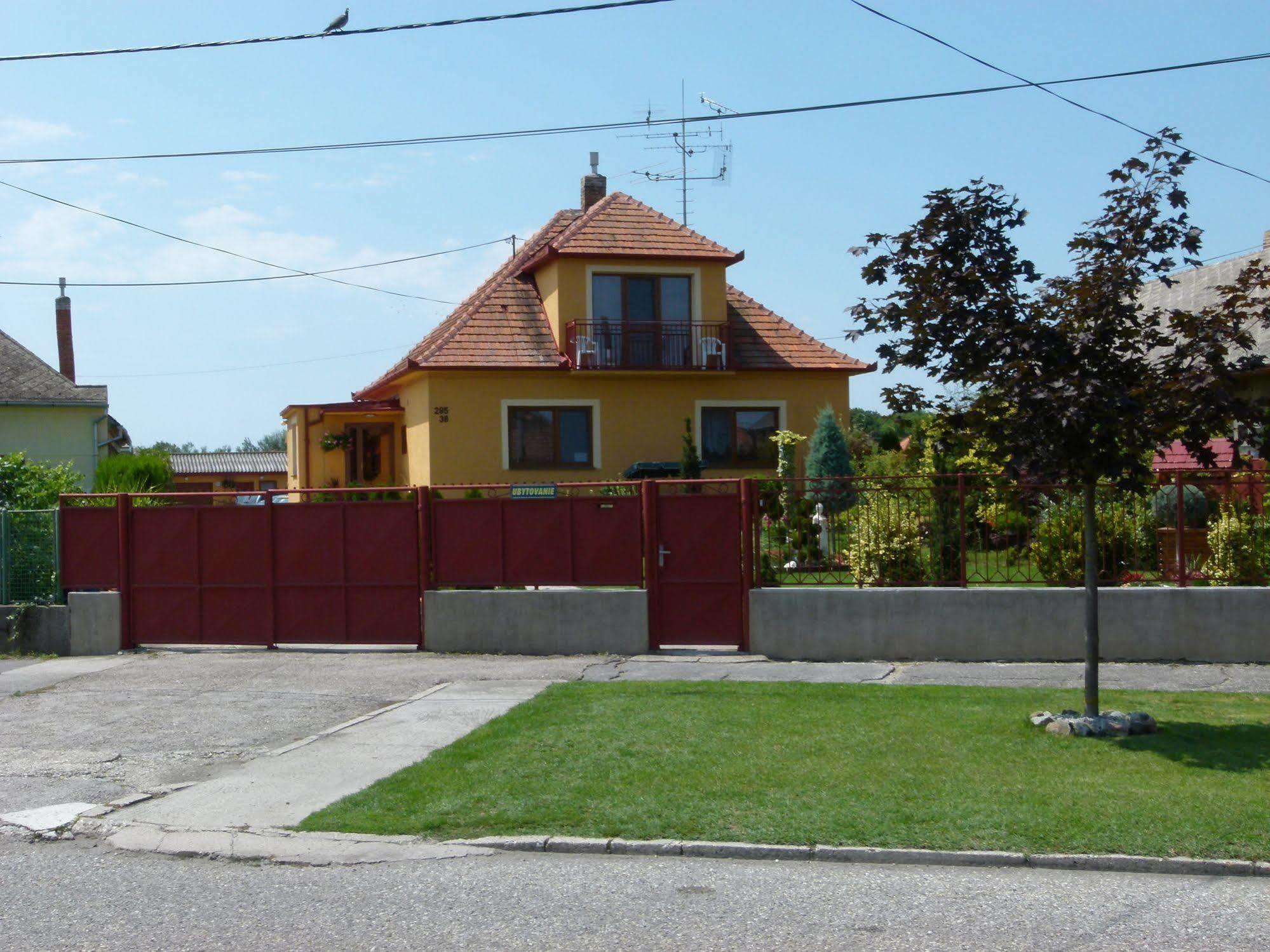 Apartamento Privat U Jozefa Foeldesa Veľký Meder Exterior foto